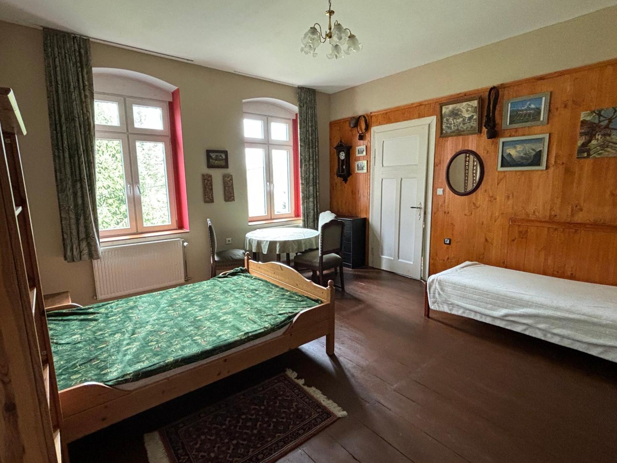 Dom Pod Orlimi Skalami - Blisko Zamku Czocha Apartment Lesna Bagian luar foto