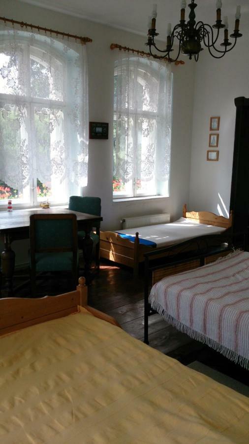 Dom Pod Orlimi Skalami - Blisko Zamku Czocha Apartment Lesna Bagian luar foto