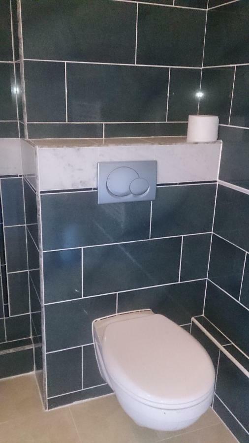 Dom Pod Orlimi Skalami - Blisko Zamku Czocha Apartment Lesna Bagian luar foto